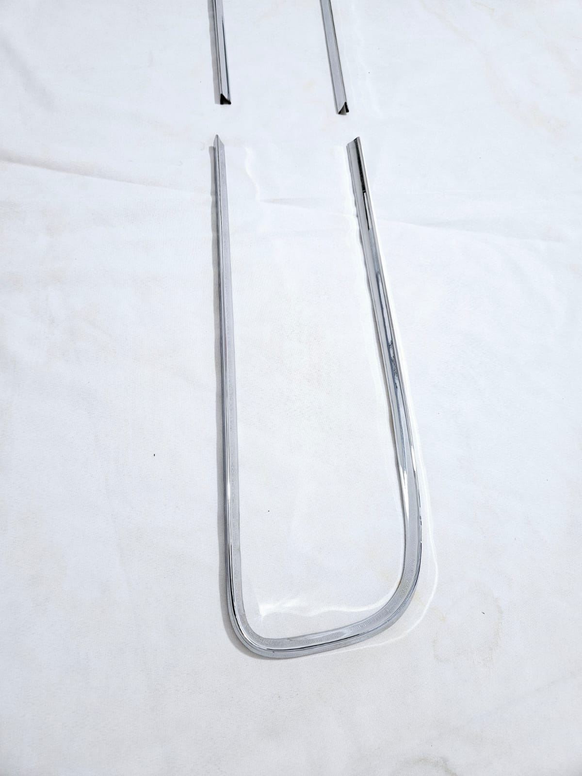 Frisos Contorno Da Grade Traseira Do Interlagos